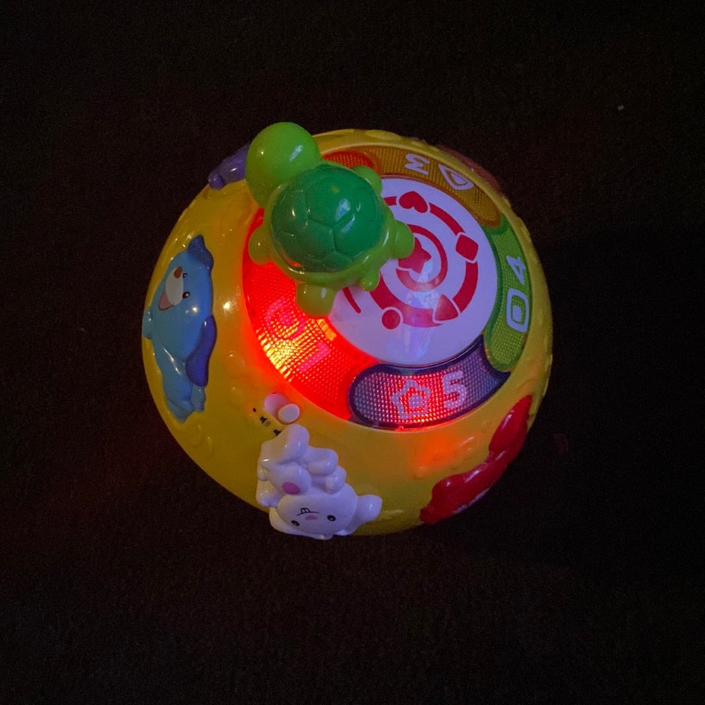 Vetch wiggle & crawl ball